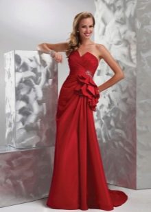 Straight red wedding dress