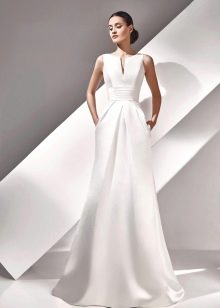 Straight wedding dress from Cupid collection
