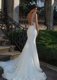 Mermaid wedding dress with train