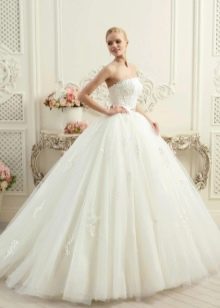 Lush wedding dress from Naviblue Bridal