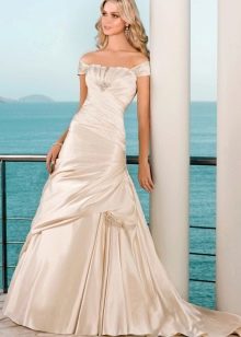 Ivory Puffy Wedding Dress
