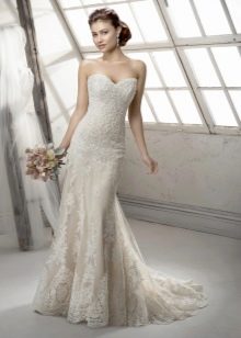 Ivory wedding dress with lace