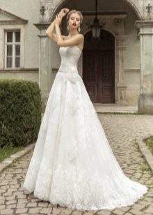 Robe de mariée luxuriante d'Armonia de la collection Breath of Spring