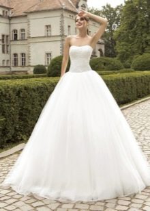 Robe de mariée en superposition luxuriante