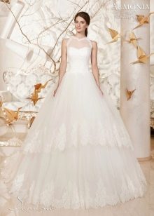Robe de mariée avec jupe à volants de la collection Breath of Spring