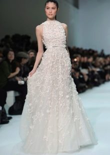 Close-up wedding dress by Elie Saab