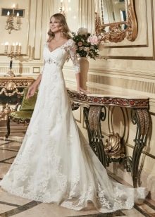 Mermaid wedding dress with peplum