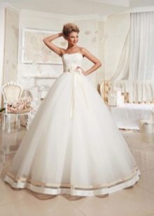 Lush wedding dress from the collection Just love