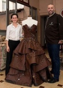 Evening dress made of chocolate