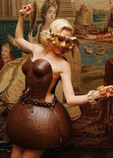 Short chocolate evening dress