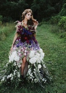 Evening dress of wildflowers