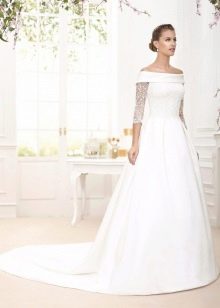 Robe de mariée trapèze avec manches