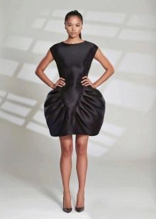 Evening dress short lush