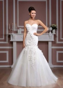 Wedding dress from the Diamond collection by Hadassa mermaid