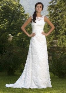 Wedding dress from the Brilliant collection by Hadassa with lace