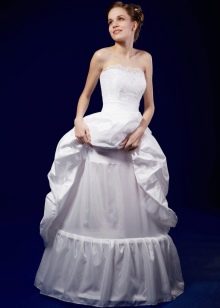Wedding petticoat on soft rings