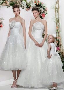 Robes de mariée cocktail floral Papilio