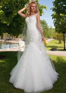 Mermaid wedding dress from Oksana Mukha with voluminous flowers