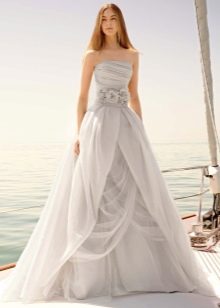 Wedding dress by Vera Wong from the 2011 collection
