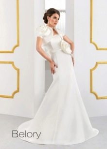 Wedding dress from Ange Etoiles with bolero