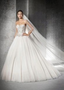 Lush wedding dress from San Patrick