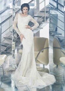 Straight wedding dress with train