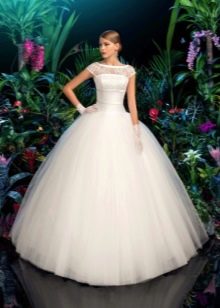 Lush wedding dress from Kookla