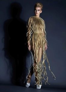Unusual evening dress from Jean Louis Sabaji to the floor