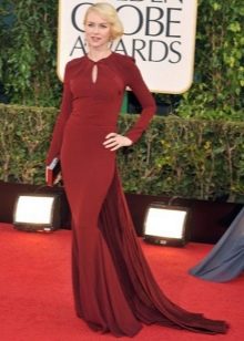 Naomi Watts in a long Marsala dress
