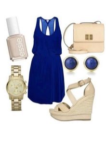 Beige sandals and beige accessories for a navy dress