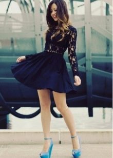 Navy blue dress with guipure inserts