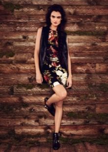 Colored dress with leather vest