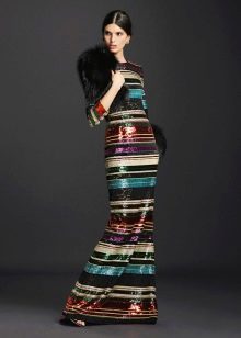Colored dress with scarf