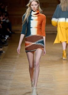 Colored short knitted dress