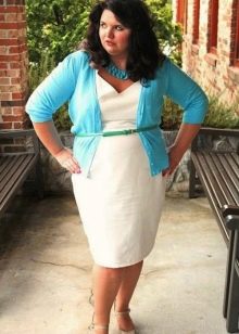 White sheath dress for plump with wide shoulders