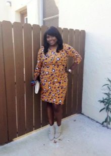 Animal print sheath dress for plump