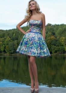 Dress with floral print puffy short