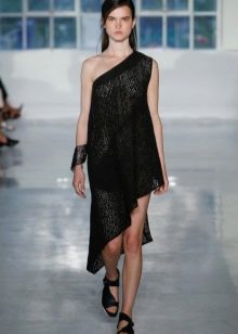 Greek dress sandals