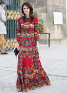 Accessories for a dress in Russian style
