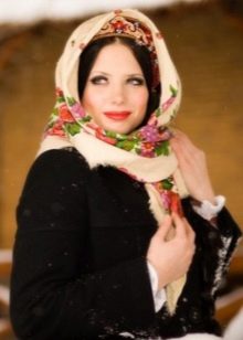 Makeup for a dress in Russian style