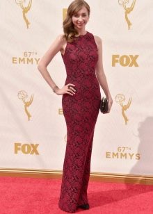 Evening dress in burgundy color