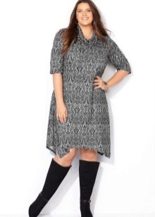Robe trapèze mi-longue en maille grise pour potelée