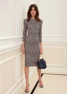 Straight dress