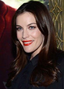 Natural brown hair color for women of color type Winter