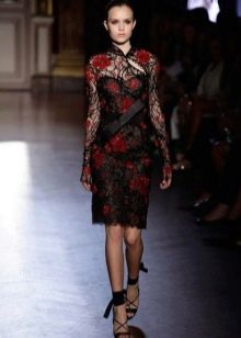 Qipao dress (Cheongsam dress) of medium length with a low stand-up collar