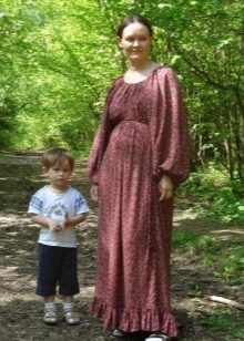 High-waisted folk style staple dress