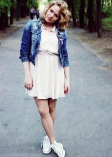 Denim jacket for a viscose dress