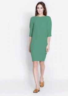 Straight-cut dress for short women