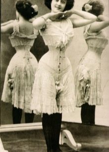 Corset history