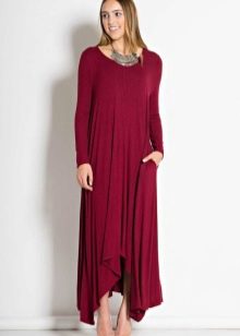 A-line long dress to the floor